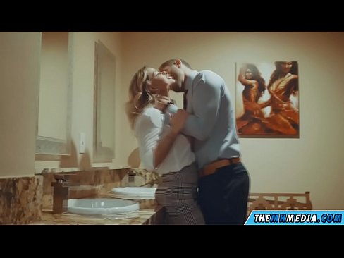 ❤️ Кад те прсата плавуша заведе у јавном тоалету Домаћи порно код нас sr.mobilecric.top ❤